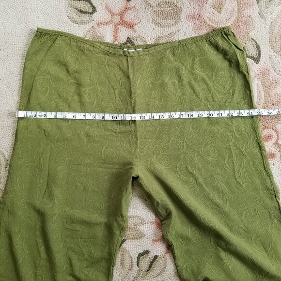 Citron Silk Tunic Top with Asian Motif - Picture 13 of 16